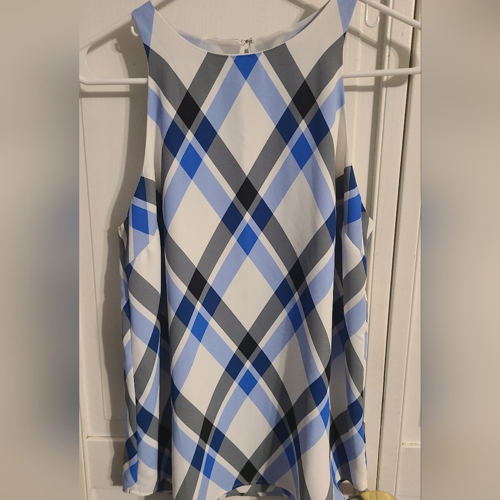 Ann Taylor Elegant White, With Blue And Gray Top